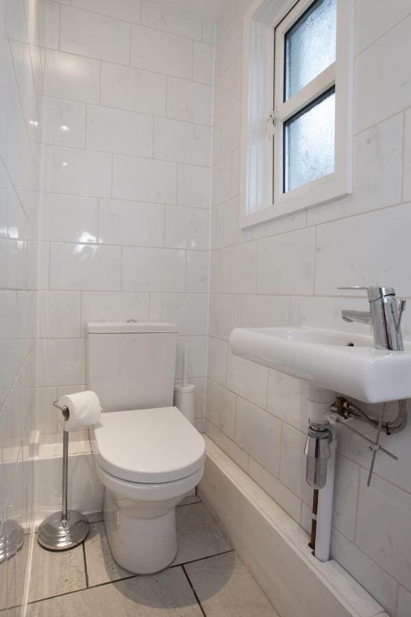 Victoria'S Place Chelmsford Extérieur photo